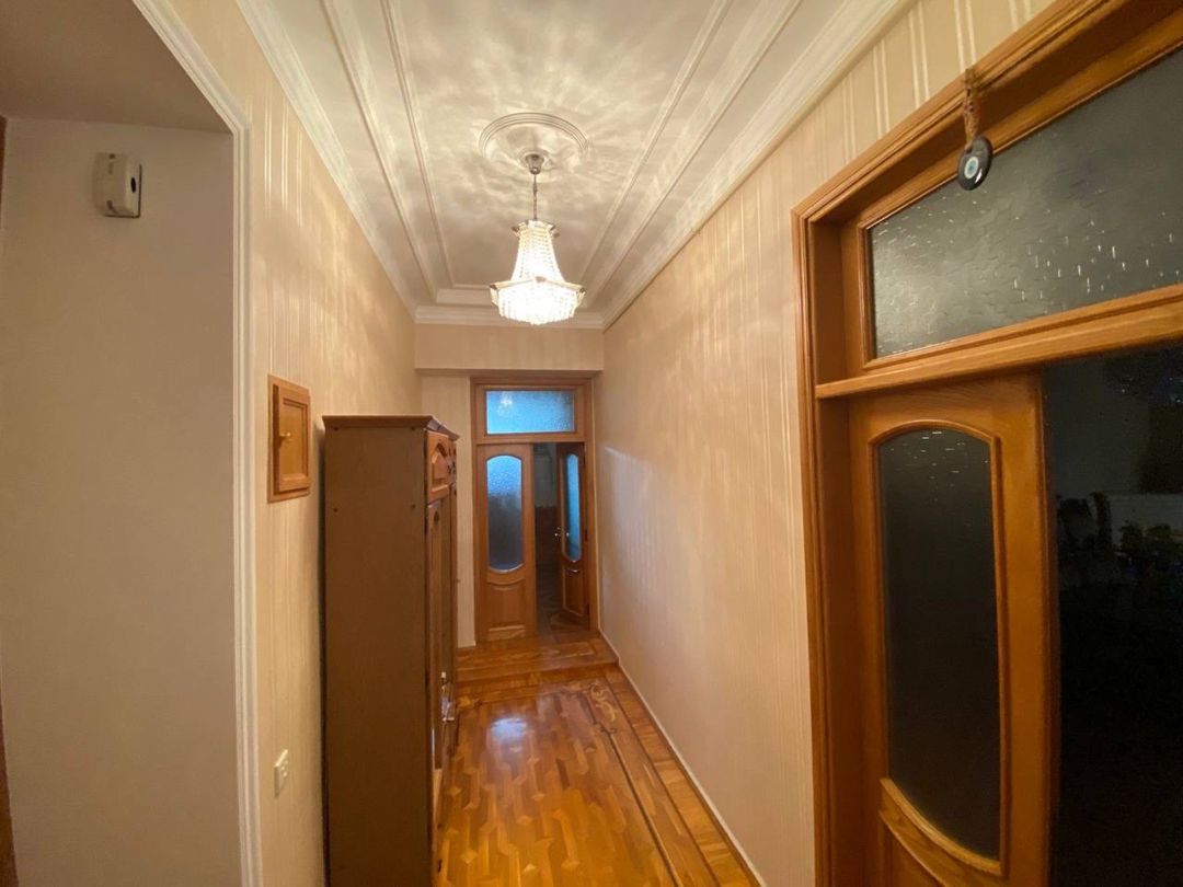 Satılır 5 otaqlı köhnə tikili 159 m² — Mənzil, Bakı (5)