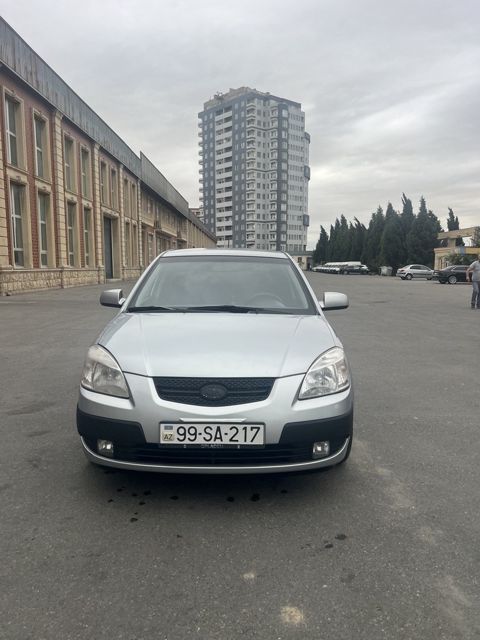 Kia Rio, 1.5 L, 2005 il, 246 200 km — Bakı