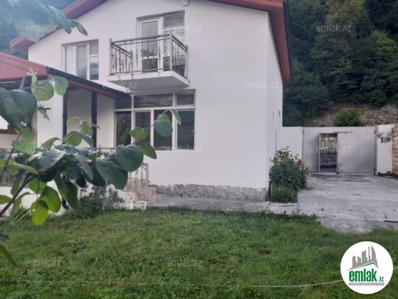 İcarəyə verilir 4 otaqlı 80 m² həyət evi Qax — Ev, villa