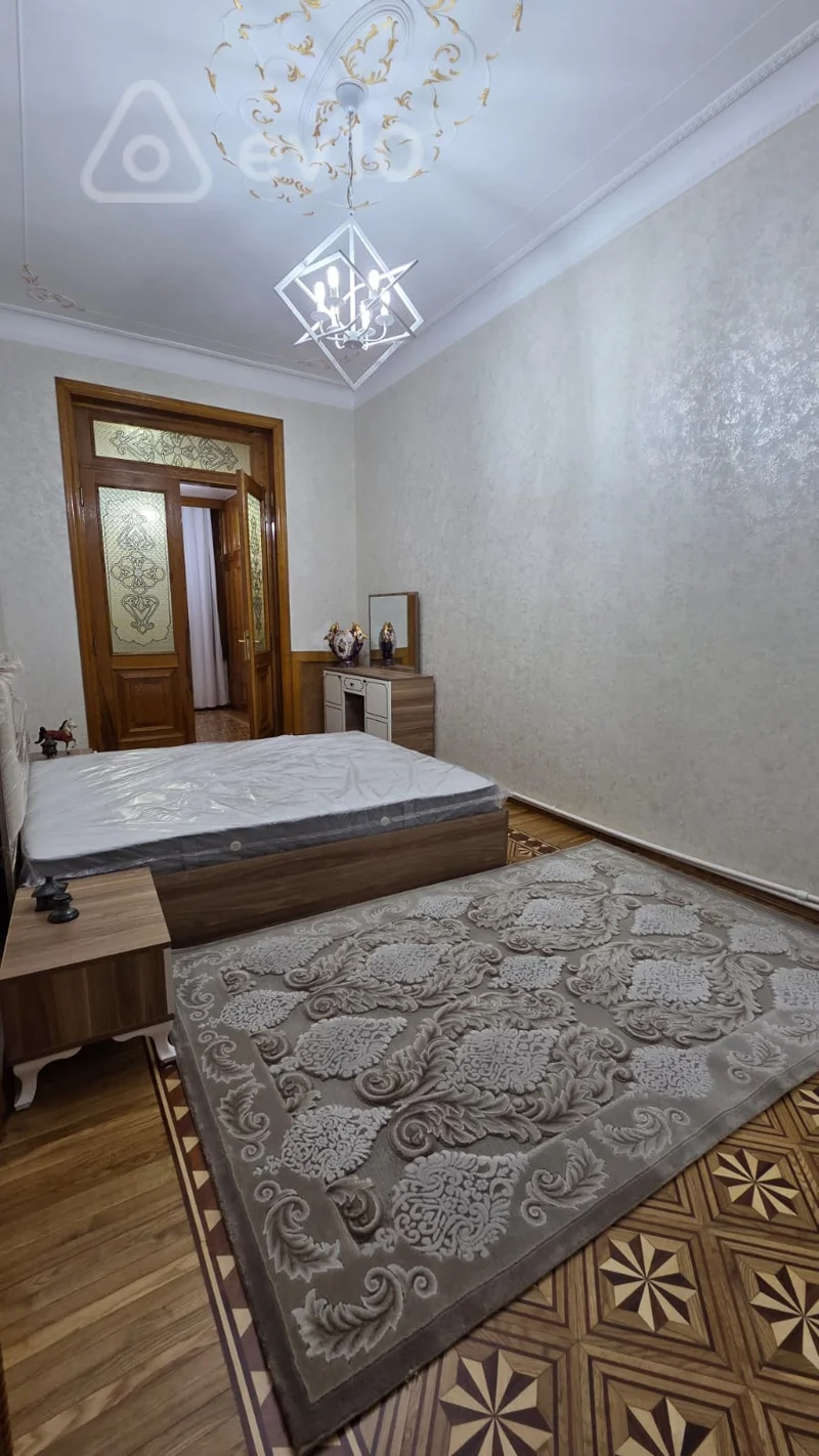 3 otaqlı mənzil, 100 m², Səməd Vurğun küçəsi — kirayə — Mənzil, Bakı (12)
