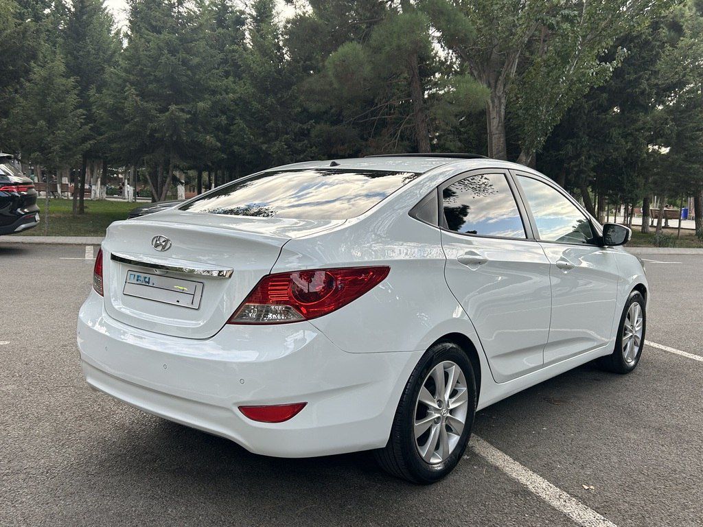 Hyundai Accent, 1.6 L, 2011 il, 215 000 km — Avtomobillər, Sumqayıt (7)
