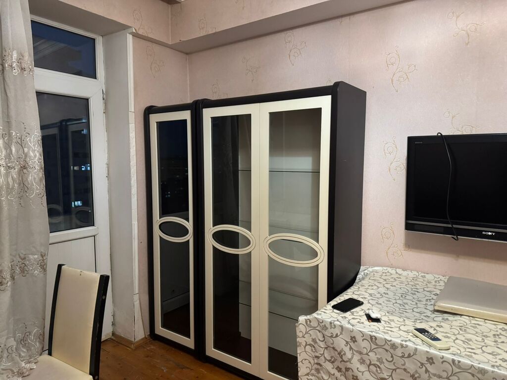 Salam uzun müddətli otaq yoldaşı lazımdır 1 nəfər.Bəy ilk növbədə — Mənzil, Bakı (3)