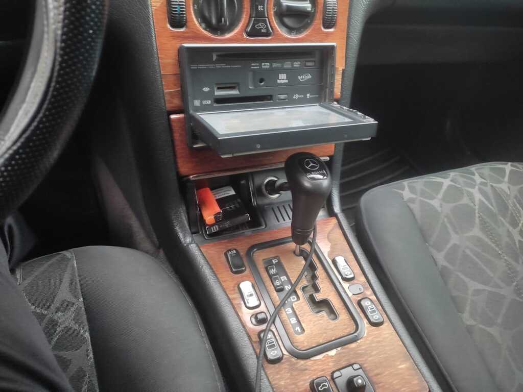 Mercedes E 220, 2.2 L, 1999 il, 625 000 km 90-OJ-518 — Avtomobillər, Bakı (4)