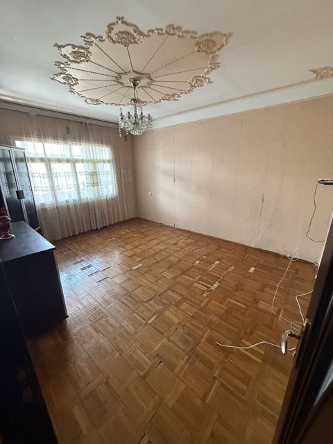İcarəyə verilir 3 otaqlı köhnə tikili 70 m² — Sumqayıt