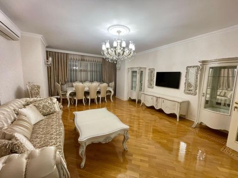 Satılır 3 otaqlı yeni tikili 137 m² — Bakı