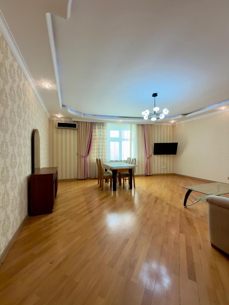 Satılır 3 otaqlı yeni tikili 135 m² — Mənzil, Bakı (7)