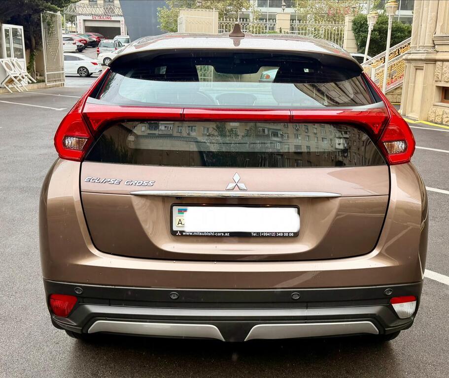 Mitsubishi Eclipse Cross, 2.0 L, 2019 il, 71 540 km — Avtomobillər, Bakı (10)