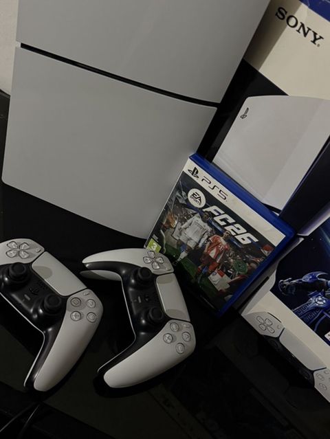 PlayStation 5 (PS5) Slim – Fortnite Bundle + 2 DualSense və EA Sports — Bakı