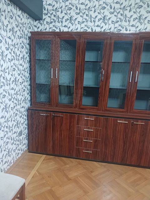 Mebel vitrini – iri ölçülü bufet/dolap kompozisiyası - Material — Bakı