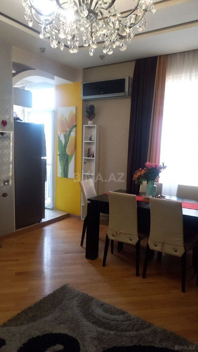 Satılır 3 otaqlı köhnə tikili 63 m² — Mənzil, Bakı (3)