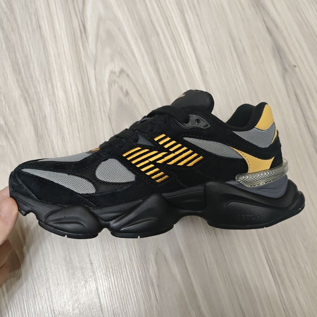 New Balance 9060 idman ayaqqabısı – qara/boz/sarı rəng palitrası — Krossovkalar, Bakı (4)