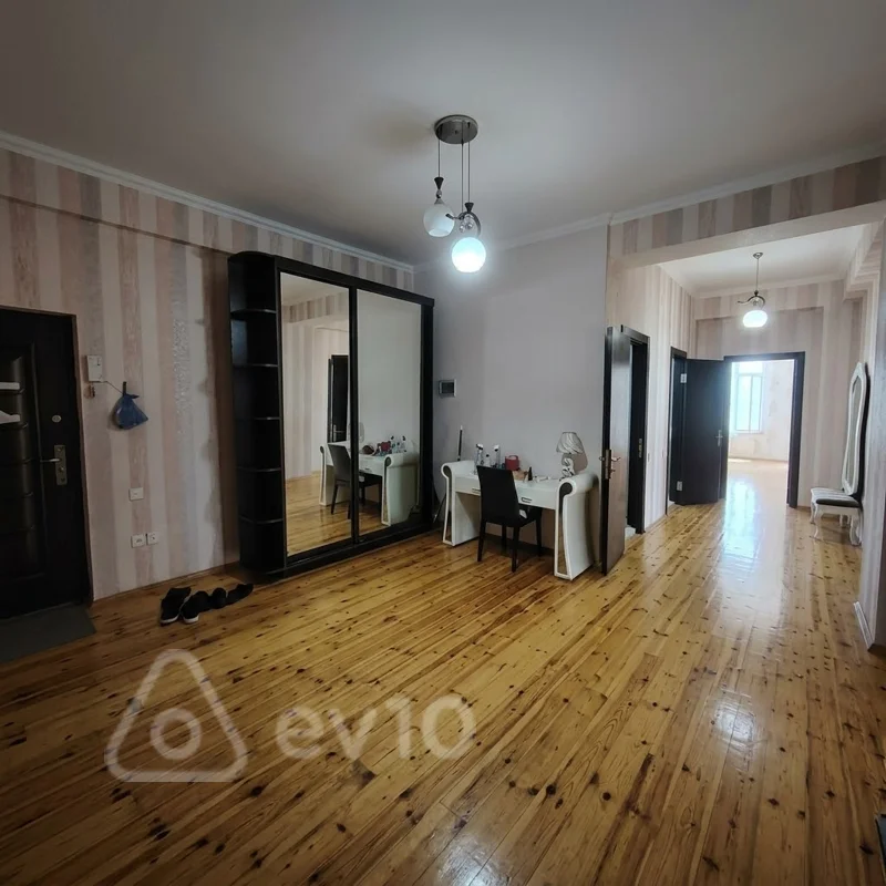 3 otaqlı mənzil, 140 m², Elşən Süleymanov küçəsi — kirayə — Mənzil, Bakı (5)