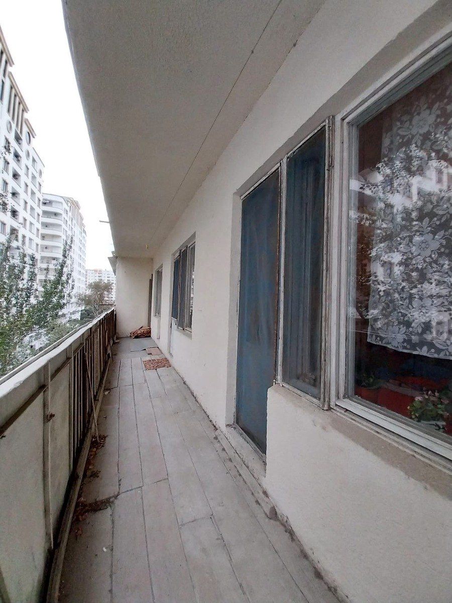 Satılır 5 otaqlı köhnə tikili 135 m² — Mənzil, Bakı (8)