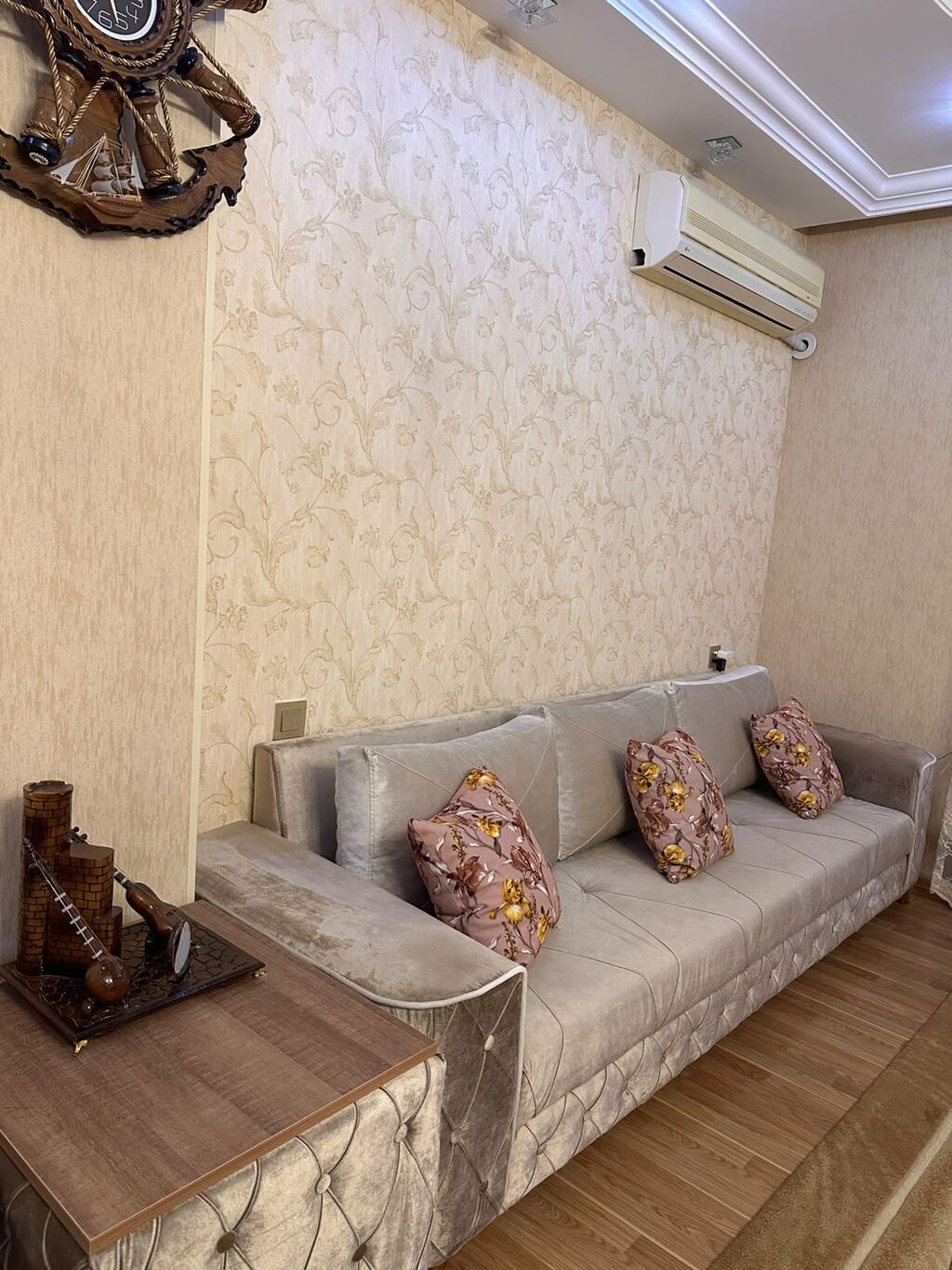 Divan, İşlənmiş, Açılmayan — Divanlər, Bakı