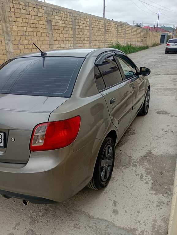 Kia Rio, 1.4 L, 2010 il, 435 000 km 90-XB-858 — Avtomobillər, Bakı (6)
