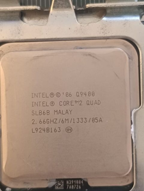 Intel Core 2 Quad Q9400 prosessor - Model: Intel Core 2 Quad Q9400 — Bakı