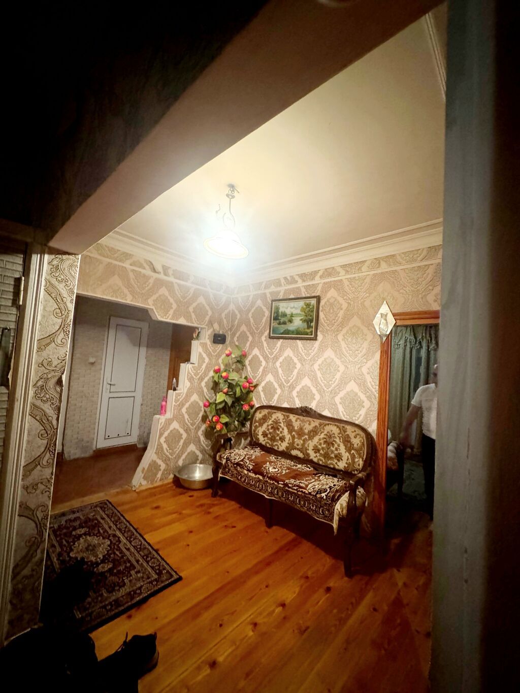 4 otaqlı mənzil – geniş və işıqlı - Plan: qonaq otağı, ayrıca mətbəx — Mənzil, Bakı (5)