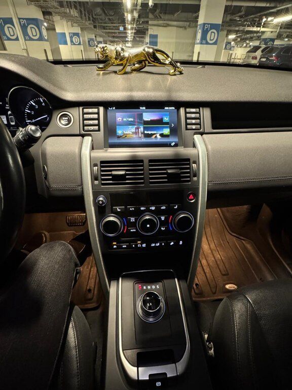 Land Rover Discovery Sport, 2.0 L, 2016 il, 80 000 km — Avtomobillər, Bakı (12)
