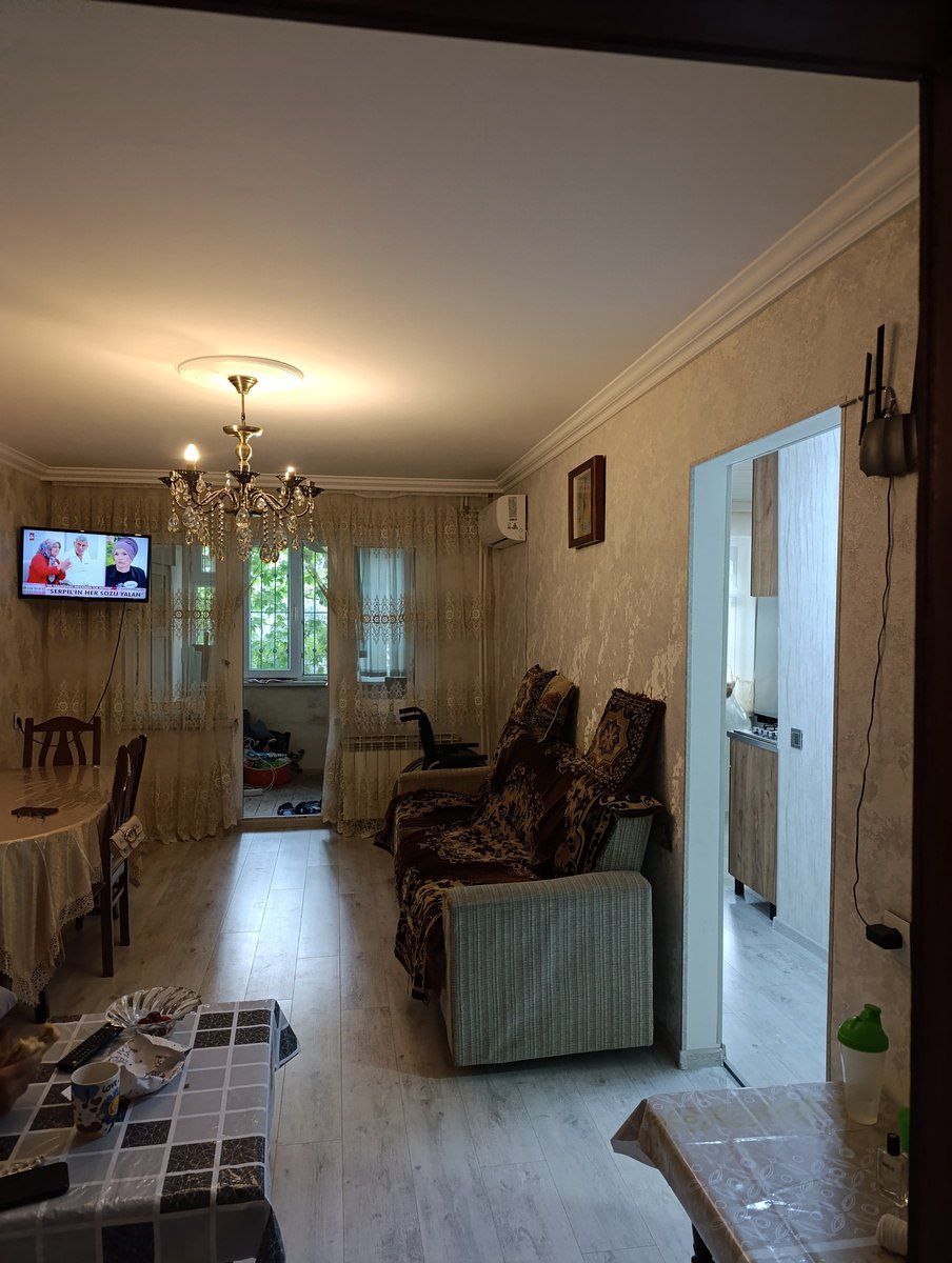 Satılır 2 otaqlı köhnə tikili 50 m² — Mənzil, Sumqayıt