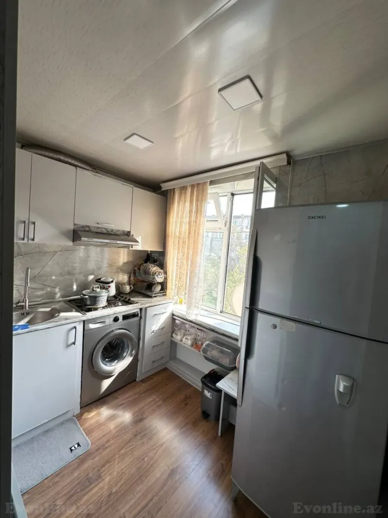 Satılır 2 otaqlı Mənzil Köhnə tikili 55 m² Bakı, Səbail r., Badamdar — Mənzil, Bakı (6)