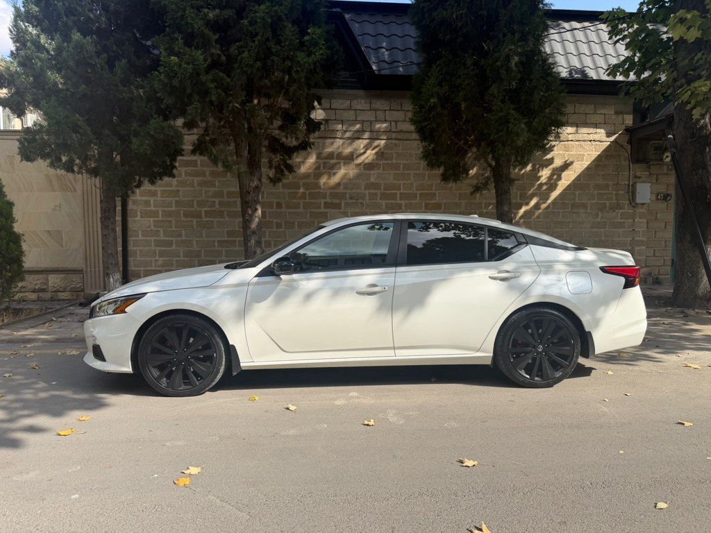 Nissan Altima, 2.0 L, 2019 il, 111 000 km 77-UR-073 — Avtomobillər, Bakı (3)