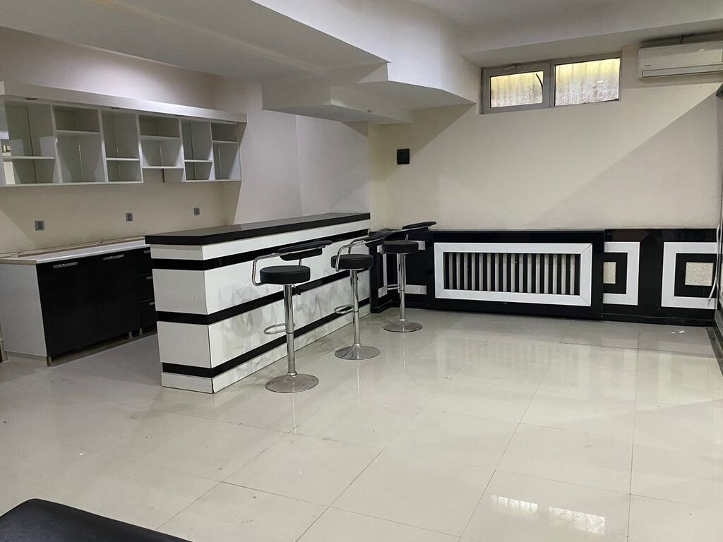 Satılır obyekt 280 m² — Əmlak, Bakı (6)