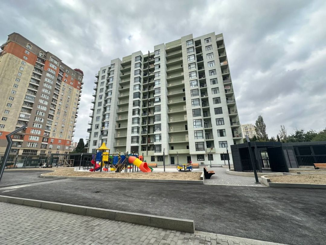 Satılır 3 otaqlı yeni tikili 107 m² — Mənzil, Bakı (2)