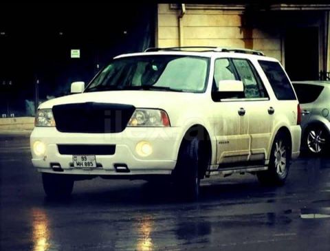 2004 Lincoln Navigator, 5.4 L, 2004, 268,453 km — Bakı