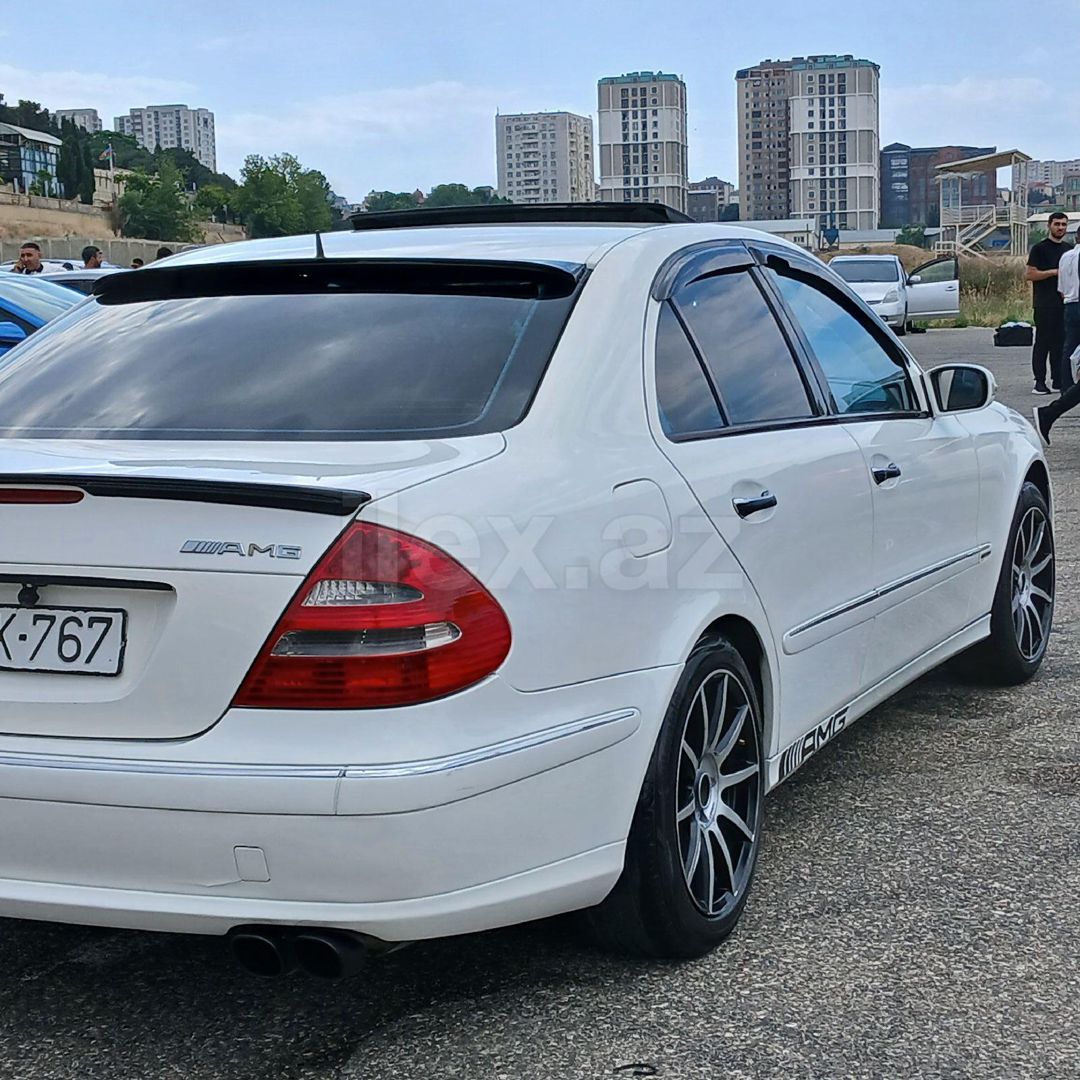 2003 Mercedes-Benz E 320, 3.2 L, 2003, 320,000 km — Avtomobillər, Bakı (7)