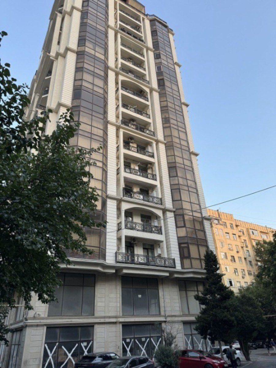 Satılır 3 otaqlı yeni tikili 137 m² — Mənzil, Bakı