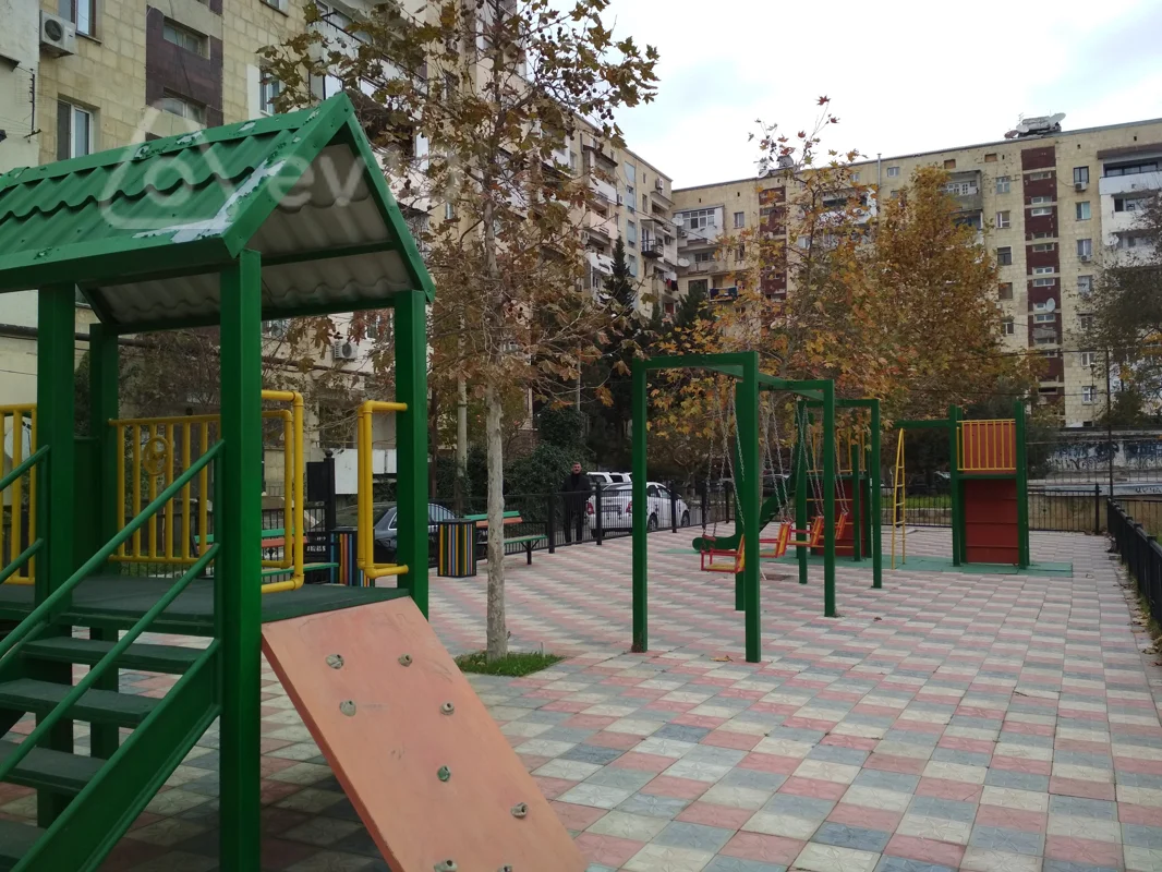 4 otaqlı mənzil, 100 m², Abbas Mirze Sherifzade — Bakı