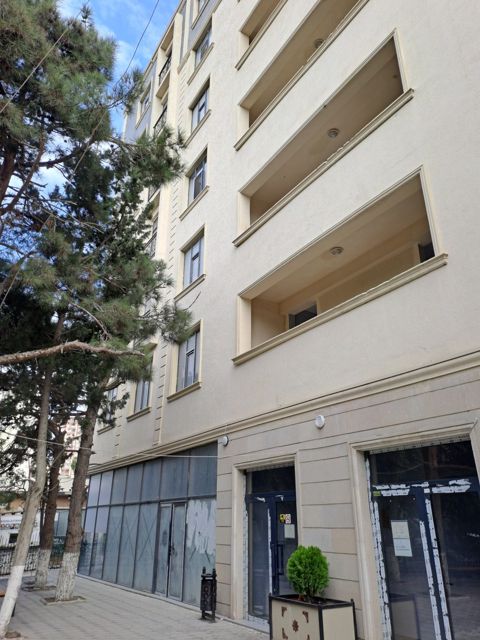 Satılır 3 otaqlı yeni tikili 131 m² — Bakı