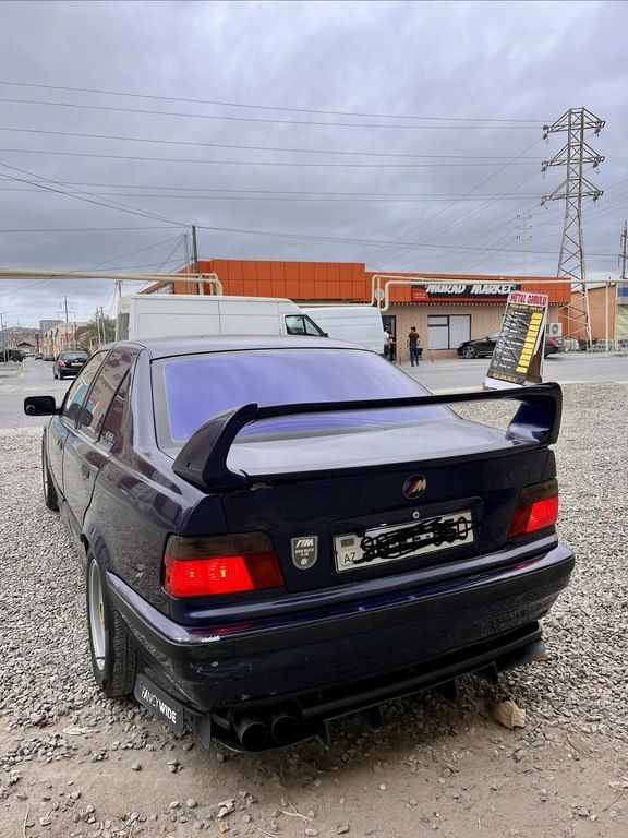 BMW 318, 1.8 L, 1994 il, 315 000 km — Avtomobillər, Bakı (4)