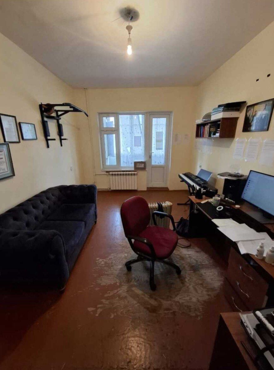Satılır 3 otaqlı köhnə tikili 80 m² — Mənzil, Bakı