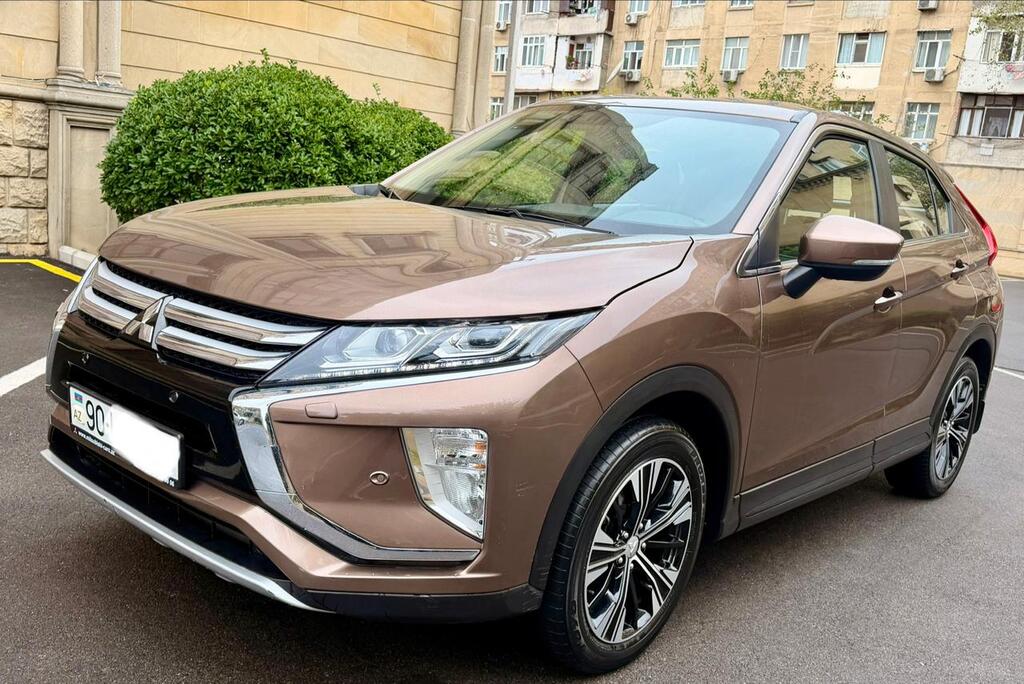 Mitsubishi Eclipse Cross, 2.0 L, 2019 il, 71 540 km — Avtomobillər, Bakı (2)