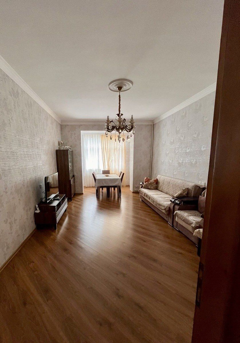 Satılır 2 otaqlı köhnə tikili 65 m² — Mənzil, Bakı (2)