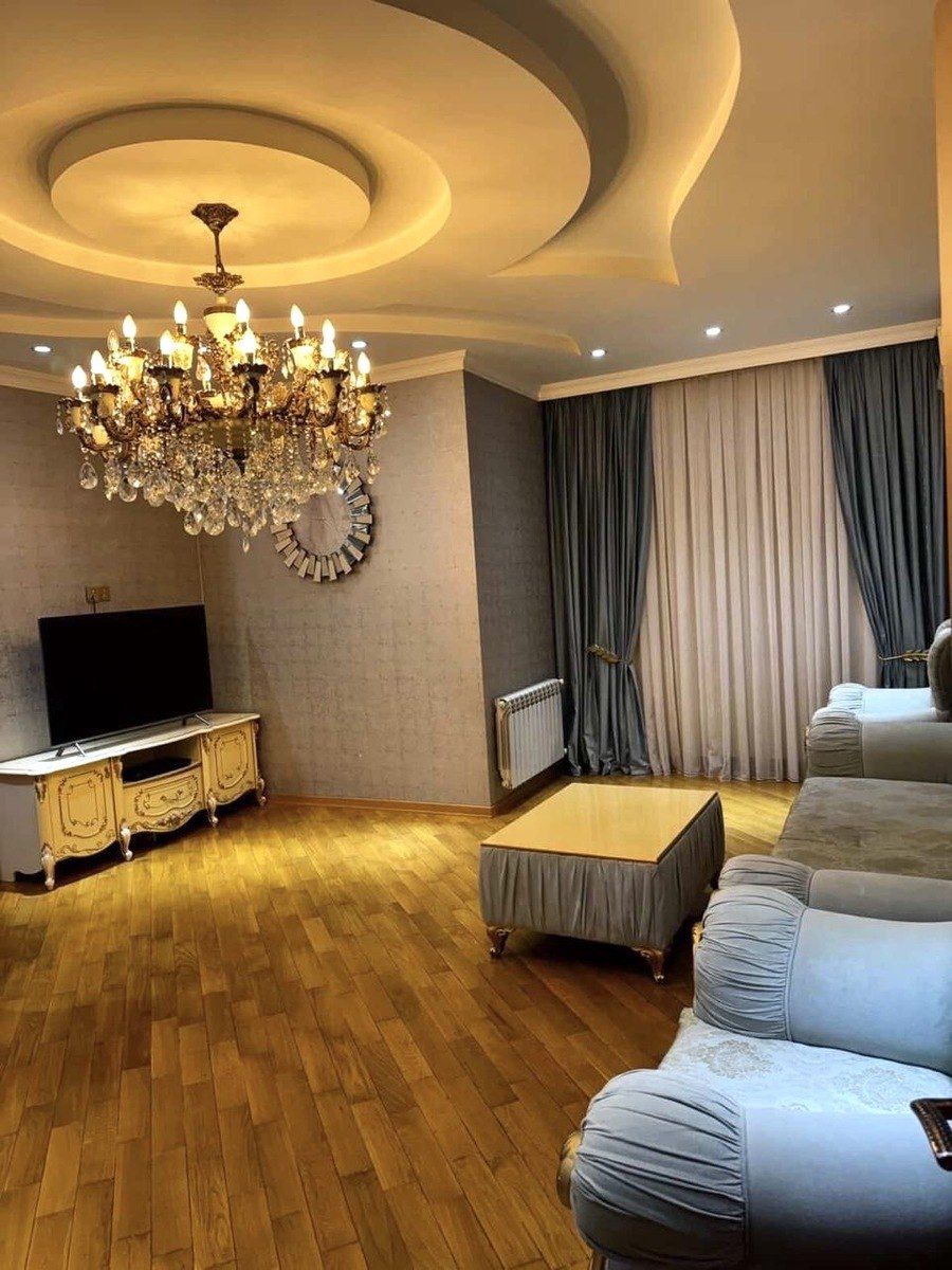 Satılır 4 otaqlı yeni tikili 150 m² — Mənzil, Bakı (4)