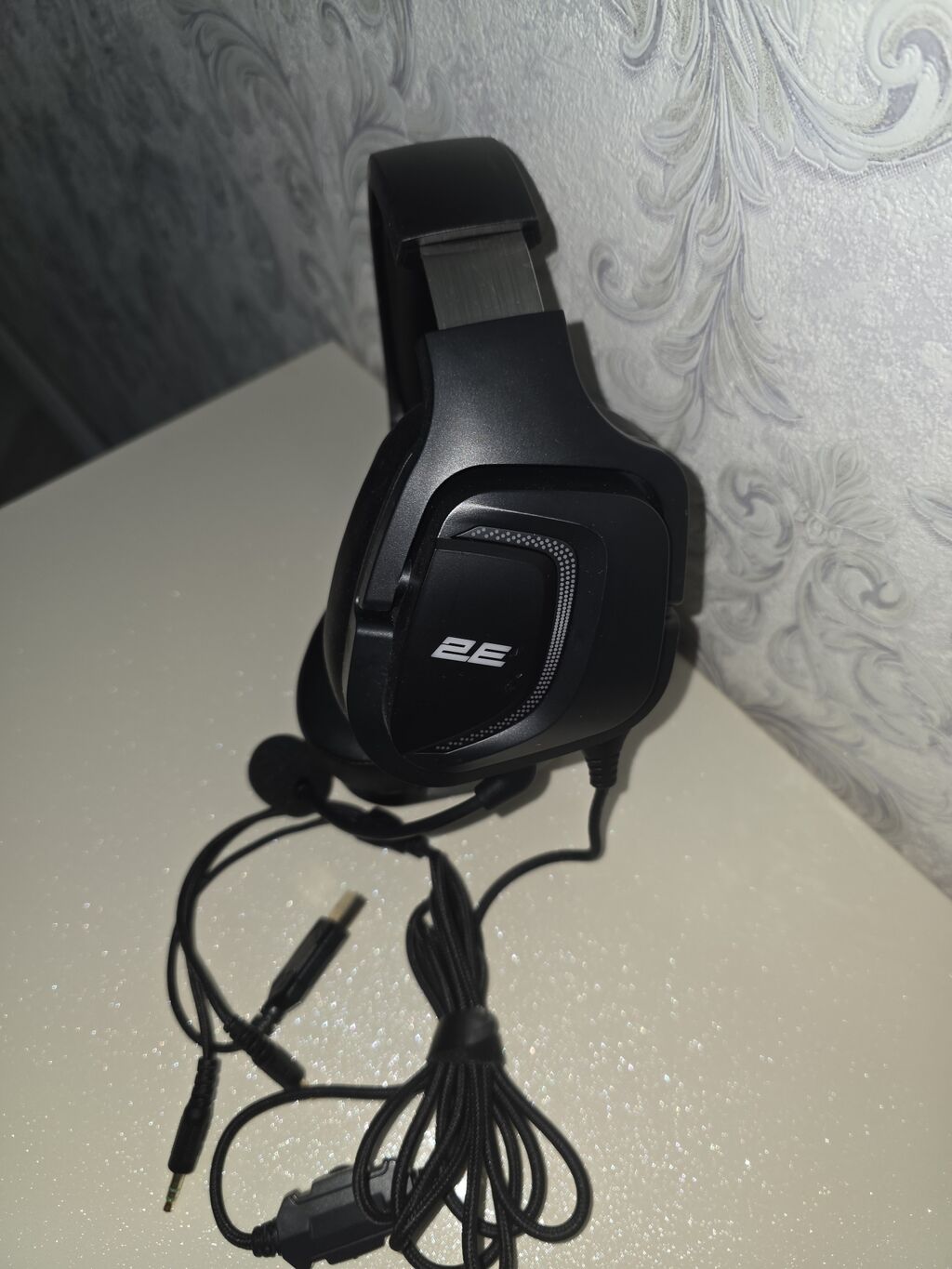 2E brendli oyun qulaqlığı və mikrofonlu headset - Tam ölçülü — Səs texnikası, Saray (4)