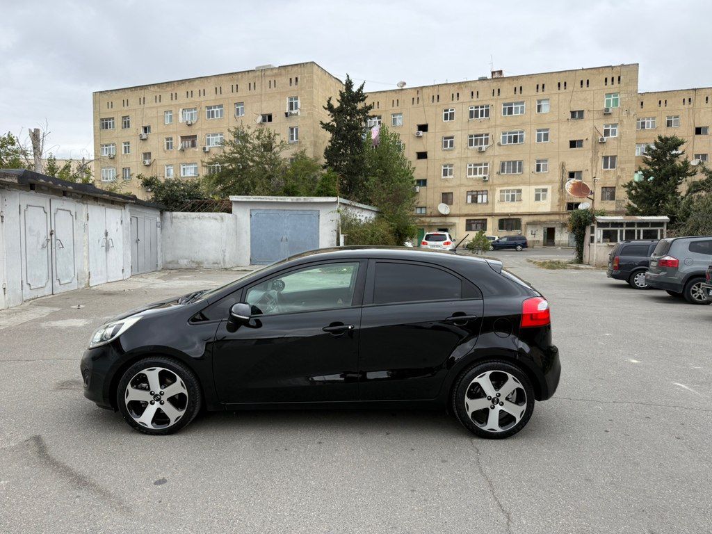 Kia Rio, 1.4 L, 2012 il, 270 000 km 77-BT-104 — Avtomobillər, Bakı (8)