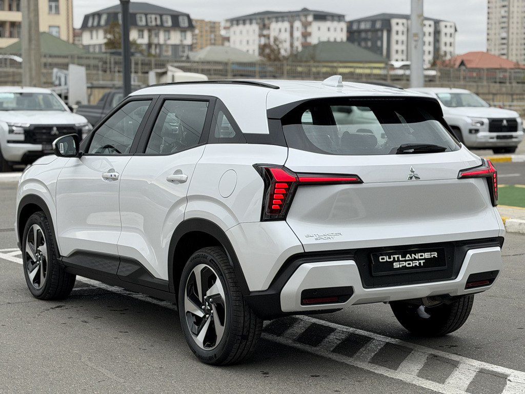 Mitsubishi Outlander Sport, 1.5 L, 2026 il, yeni — Avtomobillər, Bakı (5)