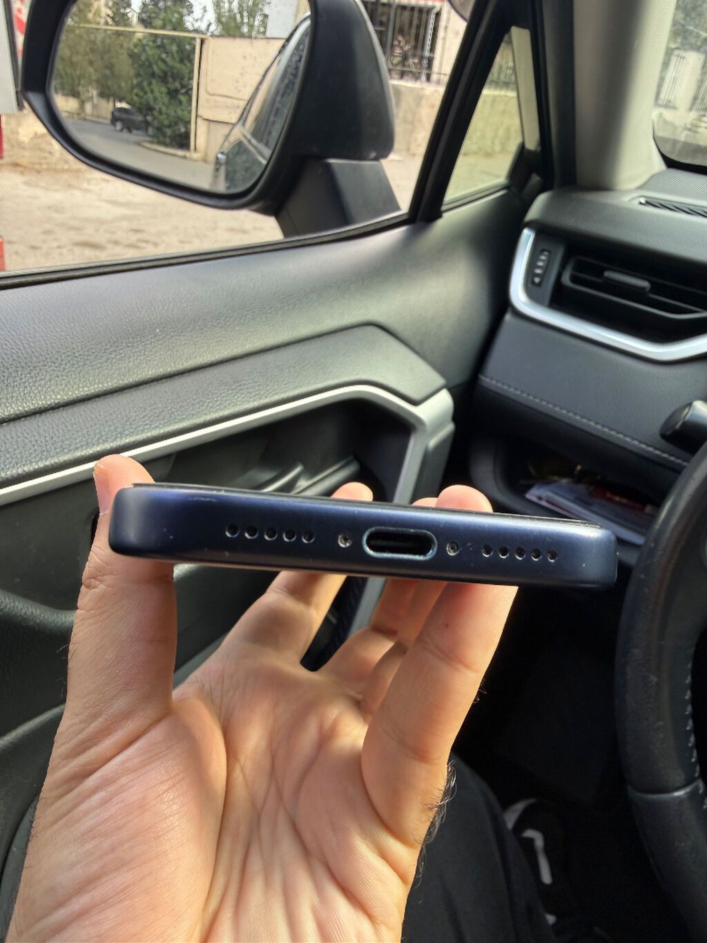 IPhone 17 Pro, 256 GB, Göy, Simsiz şarj, Face ID, Sənədlərlə — Apple iPhone, Bakı (4)