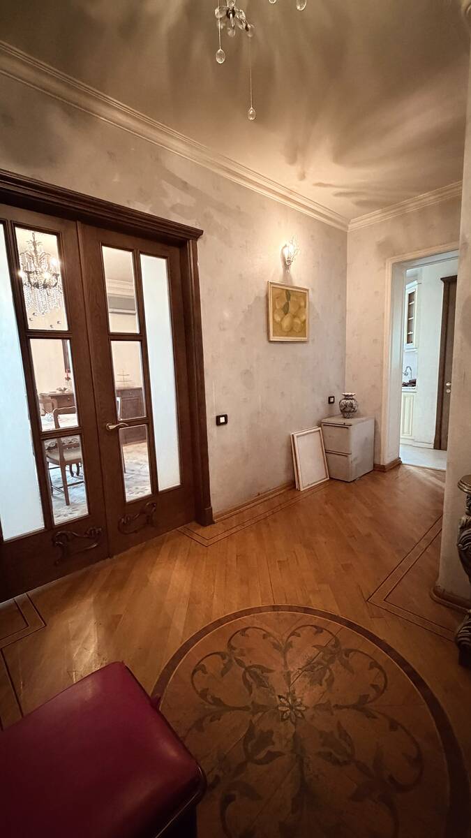 Satılır 4 otaqlı köhnə tikili 180 m² — Mənzil, Bakı (5)