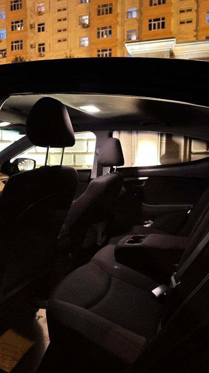 Hyundai Elantra, 1.8 L, 2013 il, 273 800 km — Avtomobillər, Bakı (9)
