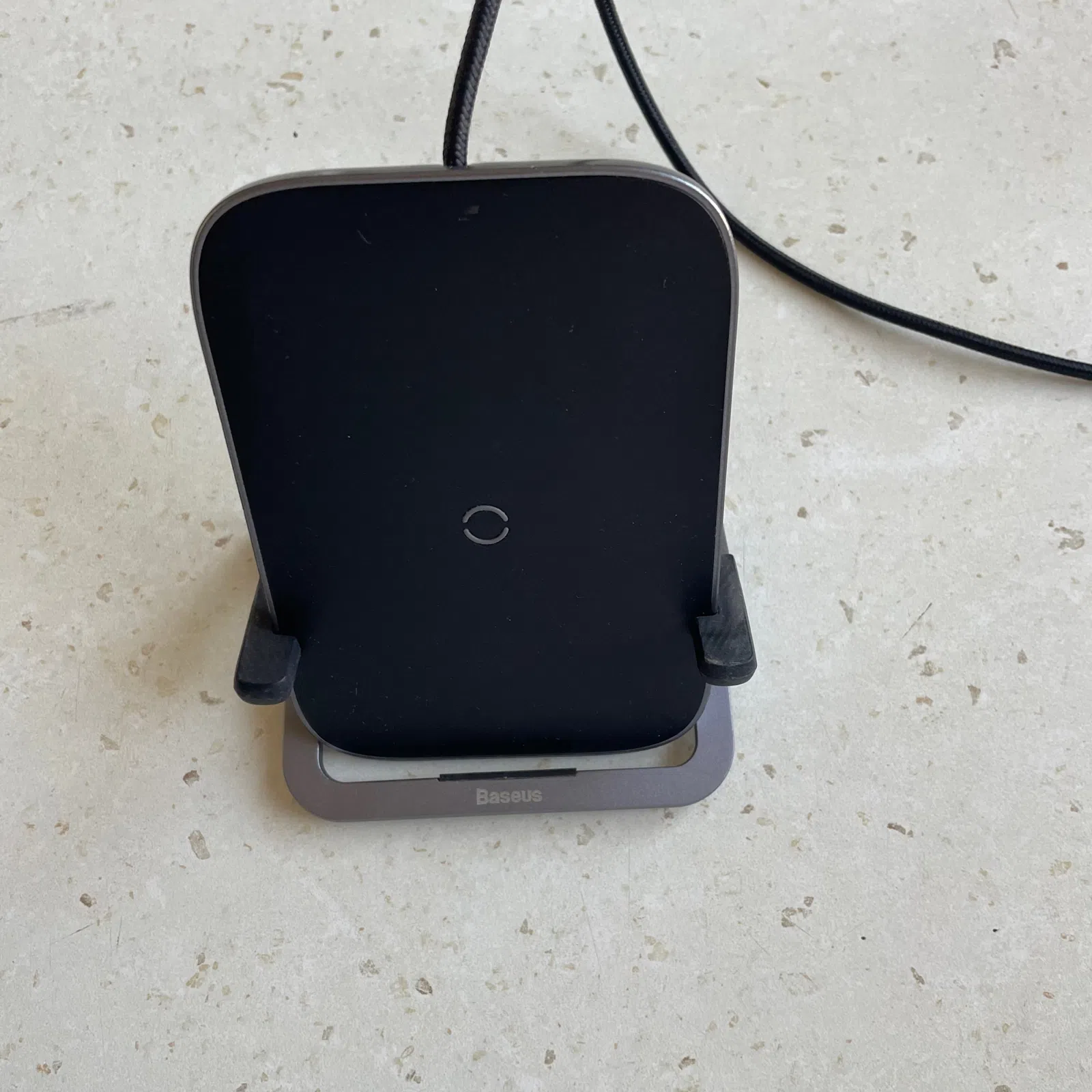Simsiz şarj cihazı 15W Qi standartlı — Bakı