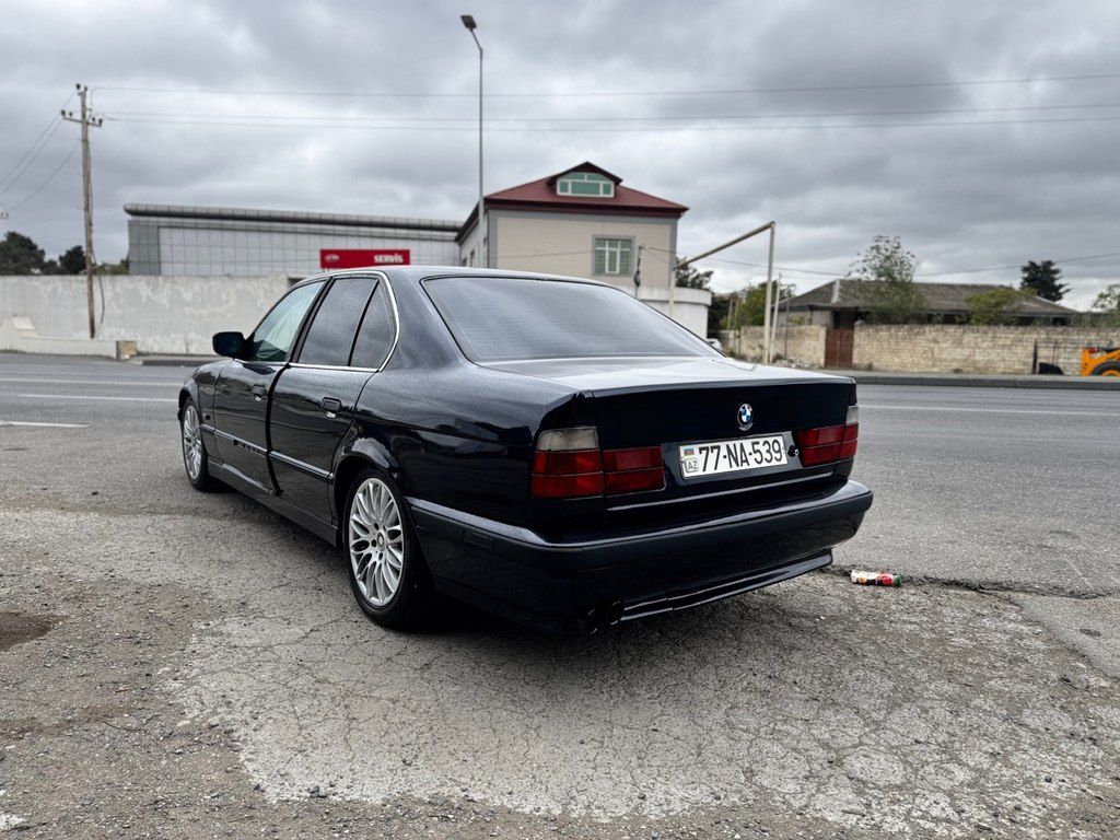 BMW 520, 2.0 L, 1994 il, 754 848 km 77-NA-539 — Avtomobillər, Bakı (4)