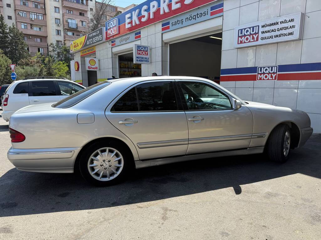 Mercedes E 270, 2.7 L, 2000 il, 623 000 km 90-FZ-630 — Avtomobillər, Bakı (5)