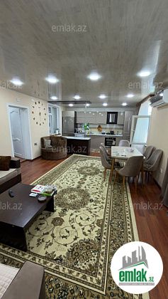 Satılır 3 otaqlı 70 m² köhnə tikili Memar Əcəmi m