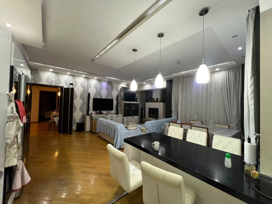 Satılır 4 otaqlı yeni tikili 155 m² — Mənzil, Bakı (5)