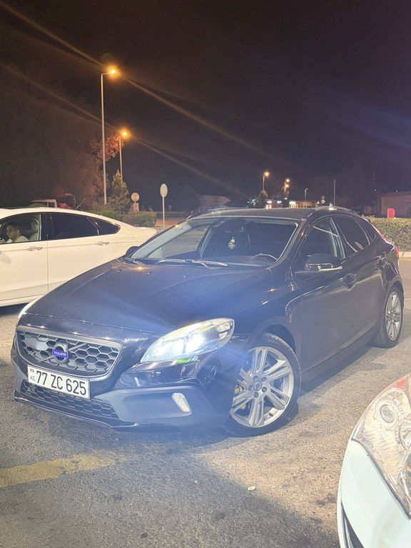 Volvo V40 Cross Country, 2.5 L, 2013 il, 229 000 km 77-ZC-625 — Avtomobillər, Bərdə (8)
