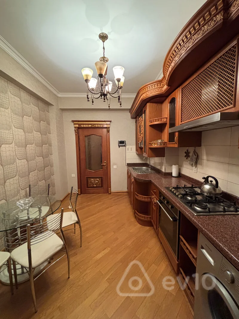 3 otaqlı mənzil, 120 m², svetlana memmedova kucesi — kirayə — Mənzil, Bakı (10)